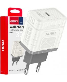 The charger is connected to the network quick charge gan pd 30w usb-c amio-04285