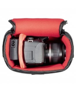 Hama Albany HC Compact case Black