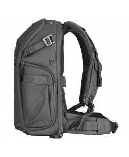 Vanguard VEO Metro B30L Black Backpack