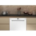 Whirlpool W7U HP33 dishwasher, white