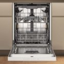 Whirlpool W7U HP33 dishwasher, white
