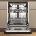 Whirlpool W7U HS41 dishwasher, white