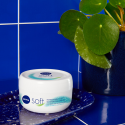 Nivea Soft Day Cream for women, 300 ml